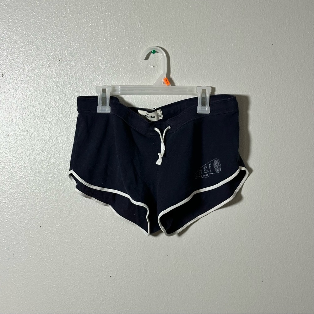 Abercrombie Kids Navy Shorts with White Trim Y2K Shortie Shorts size XL